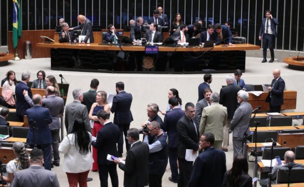 Deputados analisam redução dos limites da Floresta Nacional do Jamanxim, no Pará; acompanhe