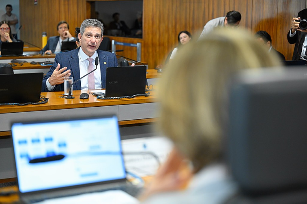 CDH: juizado de violência doméstica tem prioridade em casos da Lei Maria da Penha