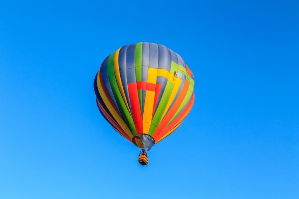 Comissão discute regulamentação do balonismo turístico no Brasil